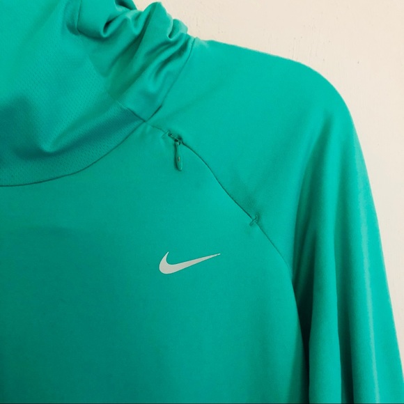 W’s Nike Drifit Top Running Top - Picture 2 of 9